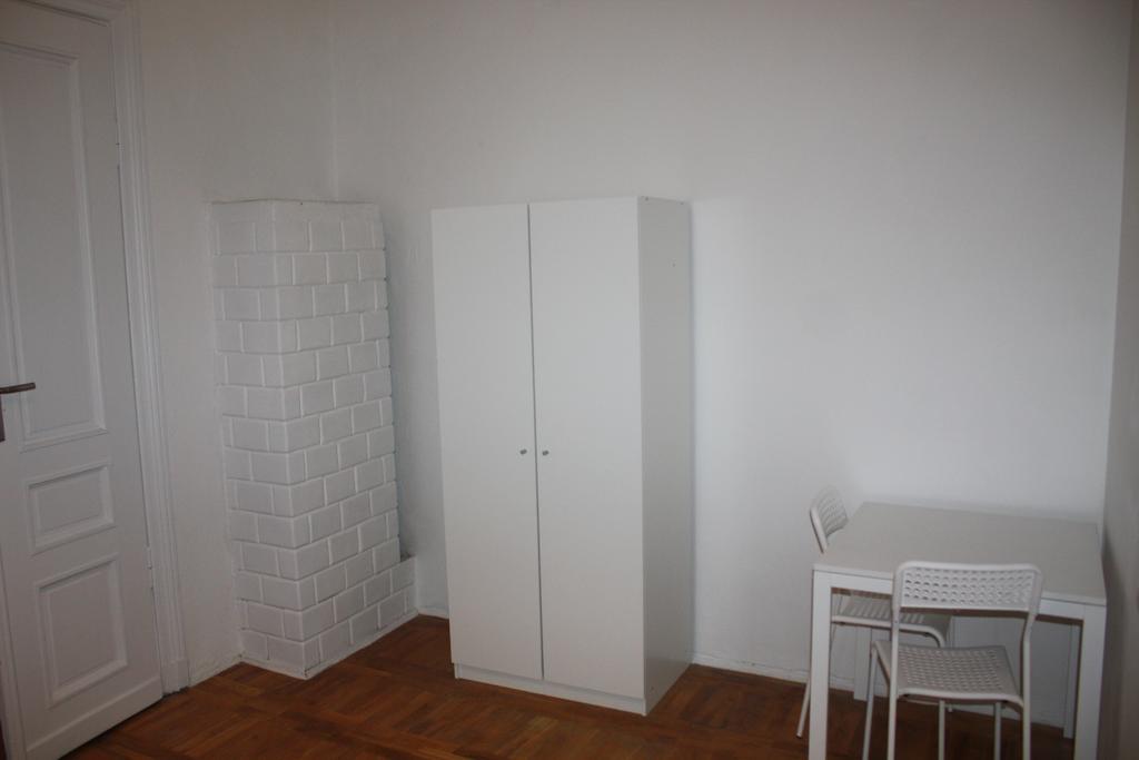 Metro Centrum Guest Rooms Warschau Exterior foto